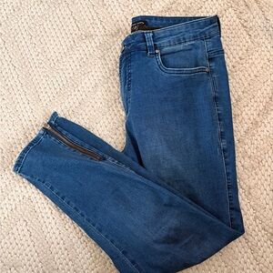 Universal Standard Zipper Ankle Skinny Jeans